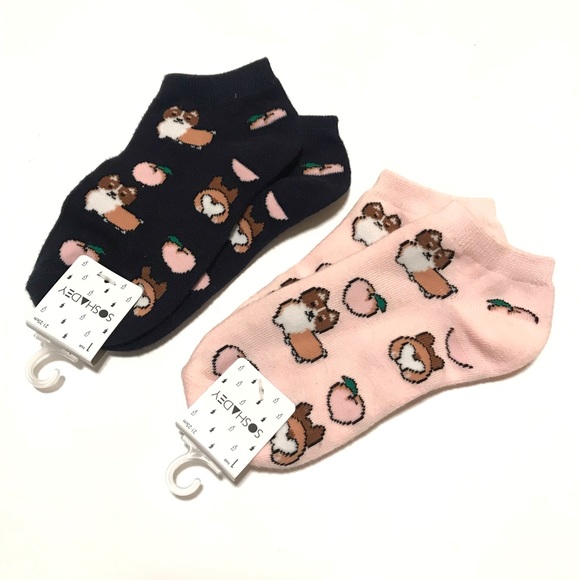 Forever 21 Socks Sloth Print Ankle Two Pairs NWT - Picture 2 of 6
